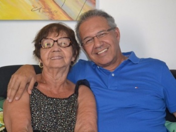 Morre de infarto a mãe de Carlos Geilson