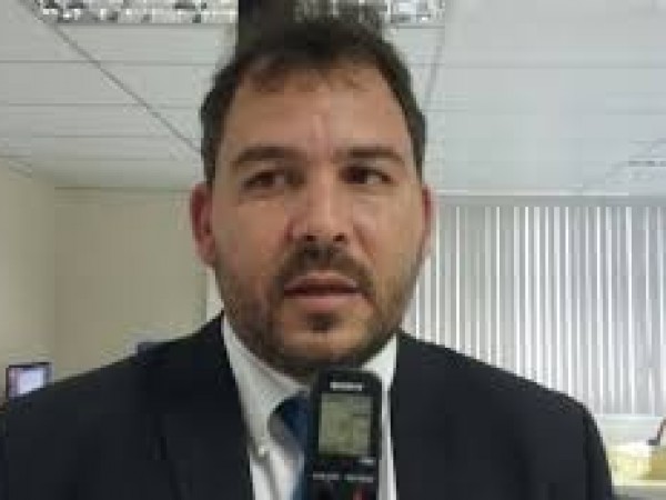 Colbert oficializa advogado Guga Leal como procurador geral até 2026