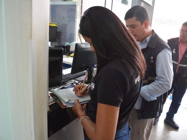 Empresa é autuada na Rodoviária após denúncia de desrespeito à gratuidade do idoso