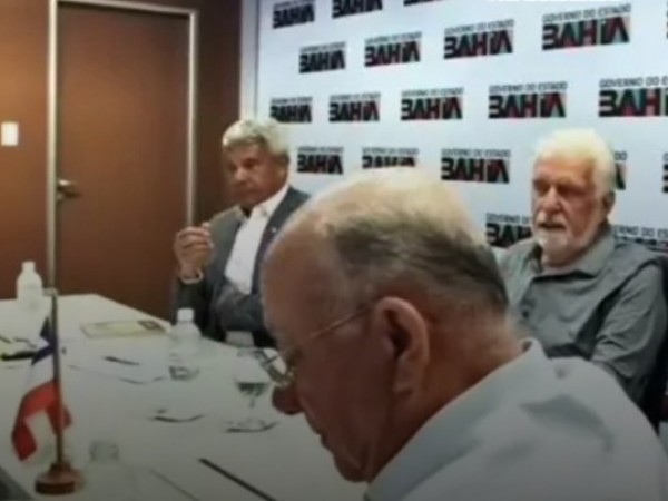 José Ronaldo se reúne com Jerônimo e Jaques Wagner, em Salvador