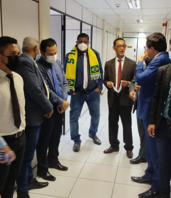 Vereadores registram queixa na Polícia de suposta armação para escândalo sexual ; dois nomeados na Prefeitura são acusados