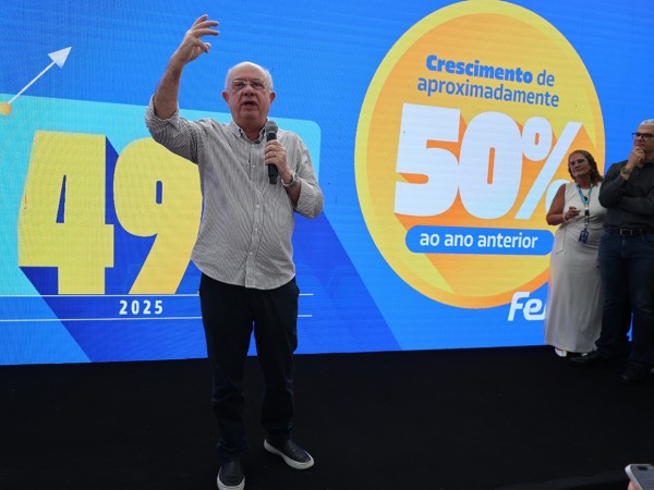 Feira de Santana supera meta e registra avanço histórico na alfabetização