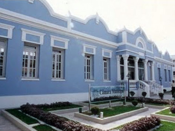 Vereadores articulam CPI do Lixo na Câmara Municipal de Feira