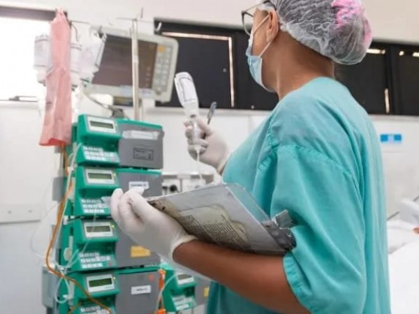 Prefeitura de Feira anuncia retomada do repasse federal para pagamento do piso da enfermagem