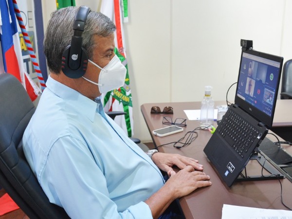 Colbert reúne secretários e dispara: "não compactuo com ilicitudes; quem tiver erros, que pague"