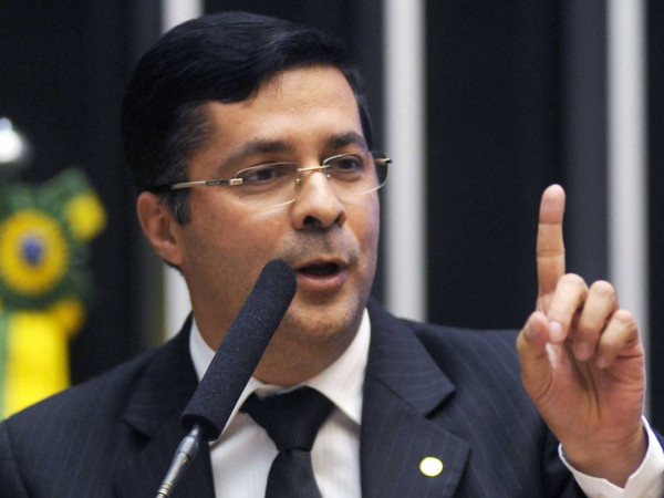 Fernando Torres articula CPI do Lixo na Câmara de Feira